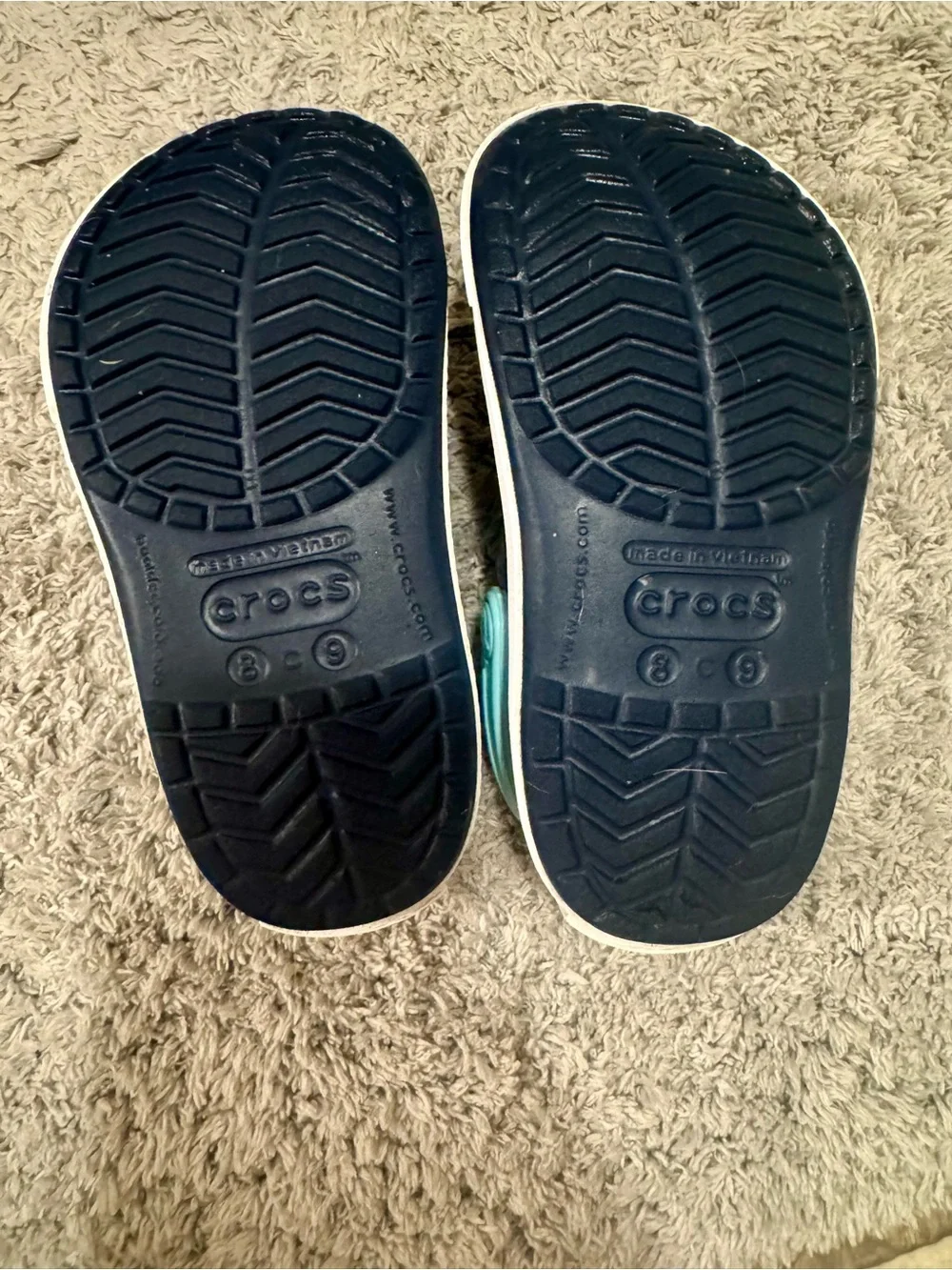 Like New - CROCS Kids Navy with Ice Blue Strap - Sz C8 | C9 Crocband Clog